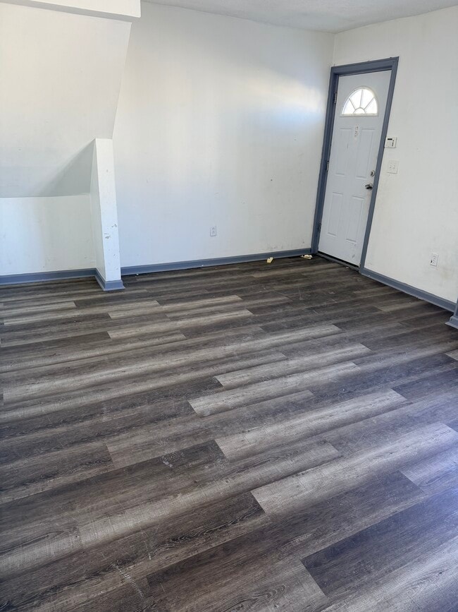 Photo - 43 Cowles St Unit 1