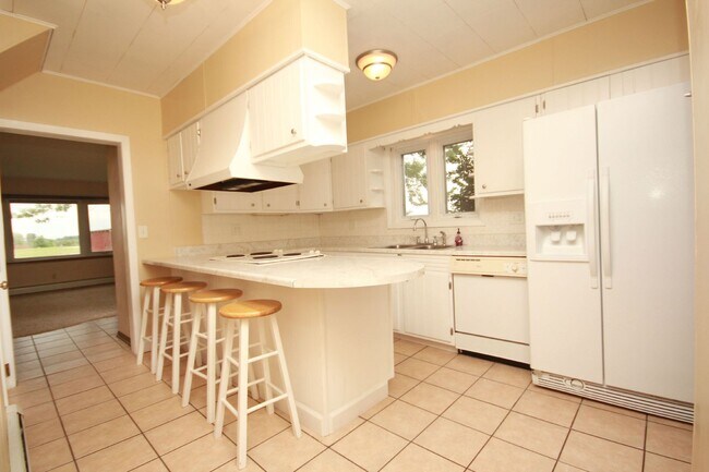 Photo - Updated home on 1 acre lot