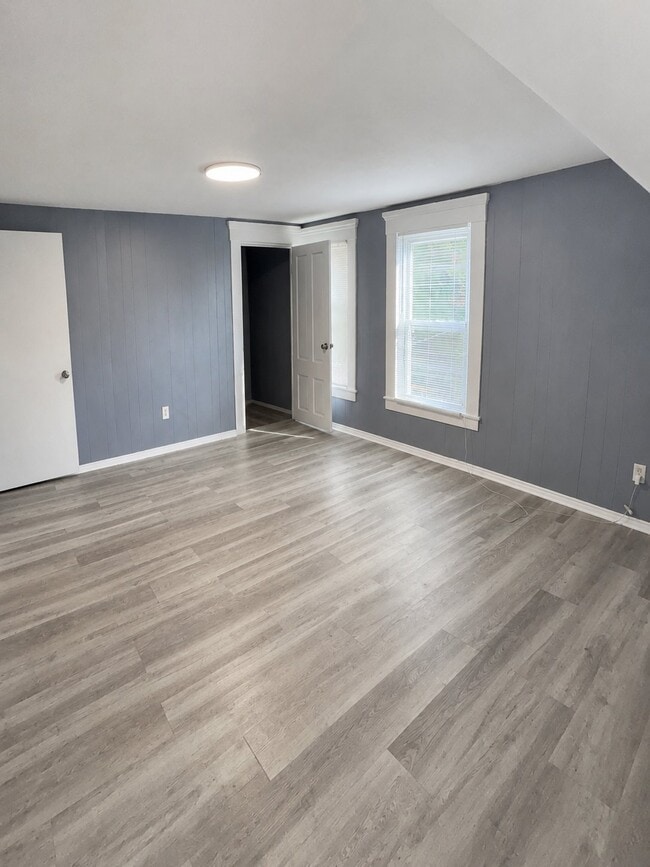510 Bernon St Unit 3