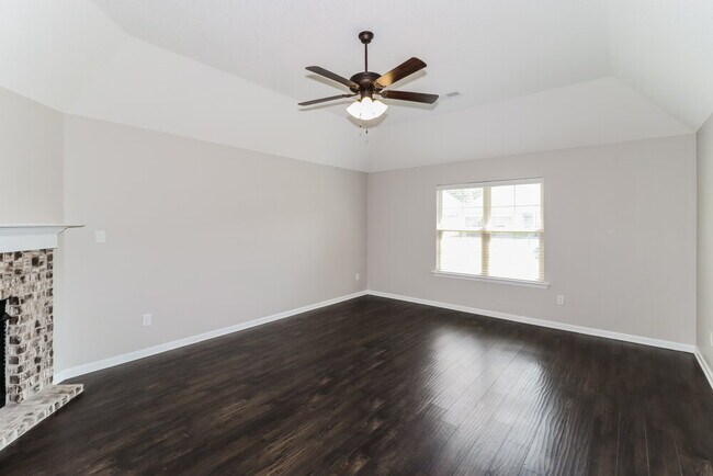 Photo - 9466 Darren Cir S