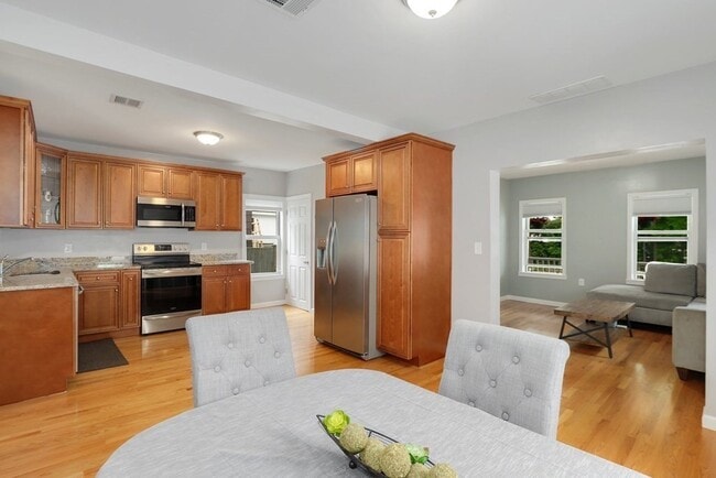 Photo - 37 Lindsay St