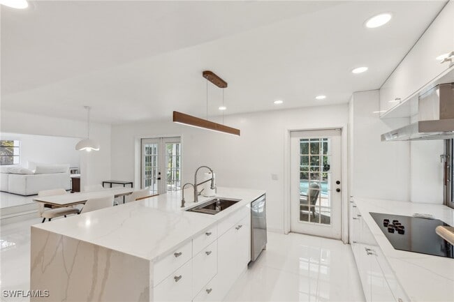Building Photo - 1182 Betmar Blvd Rental
