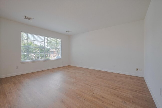 Photo - 10918 Linden Gate Dr