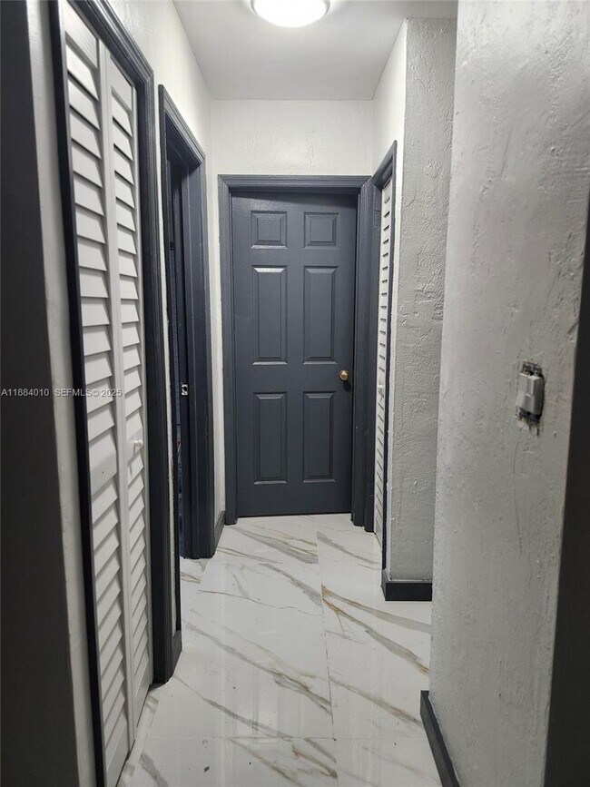 Photo - 184 NW 58th St Unit 184