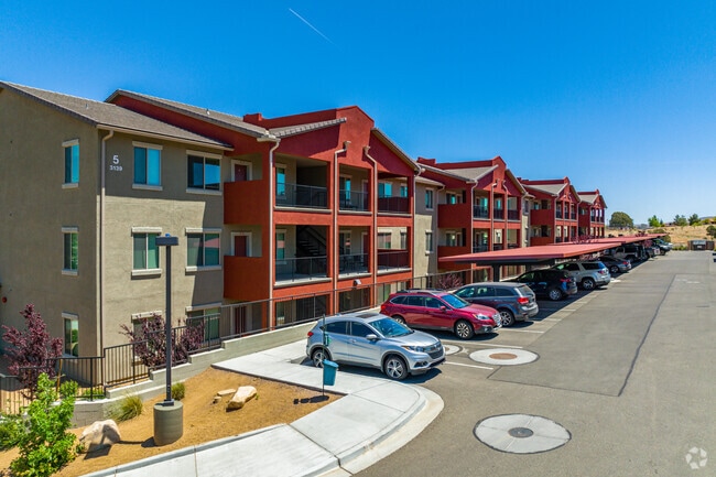 Willow Creek Apartments - Willow Creek Apartments