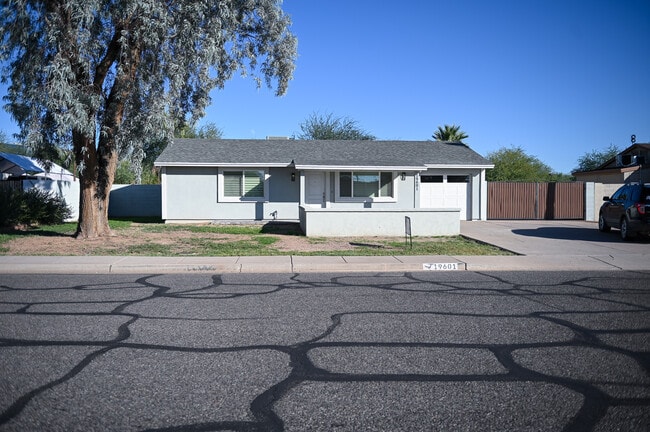 Photo - 19601 N 33rd Ave