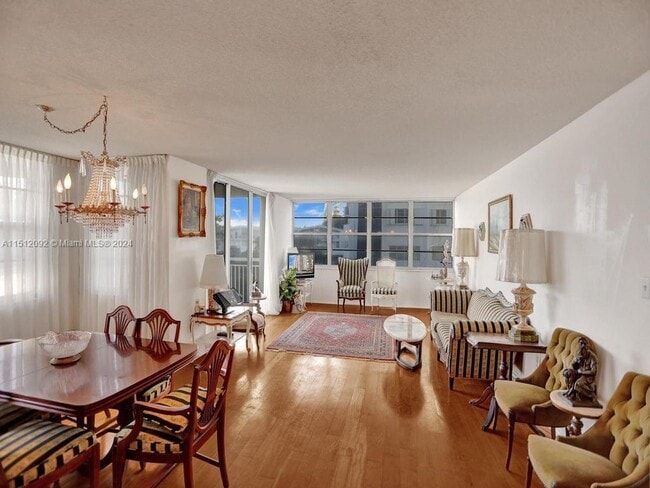 Building Photo - 18051 Biscayne Blvd Unit 304 Rental