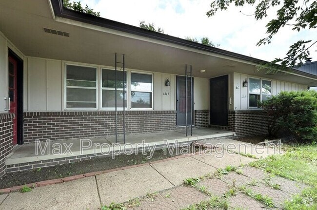Building Photo - 1515 NW 81st St Rental