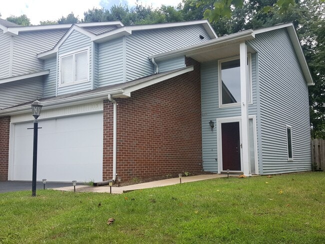 Photo - 113 Silverleaf Ln