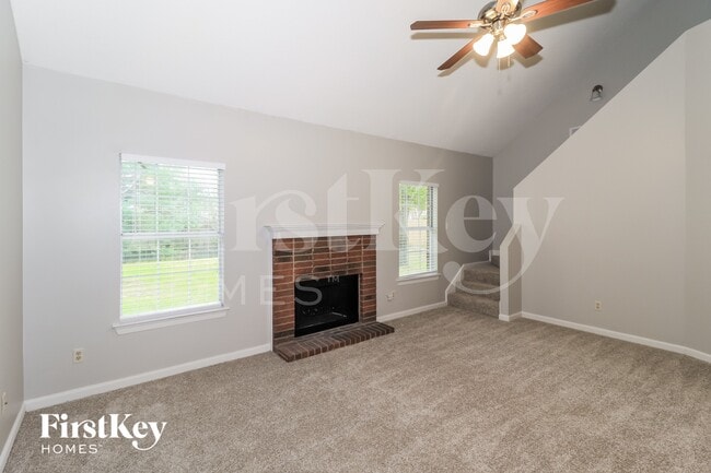 Photo - 4381 Whispering Bend Dr