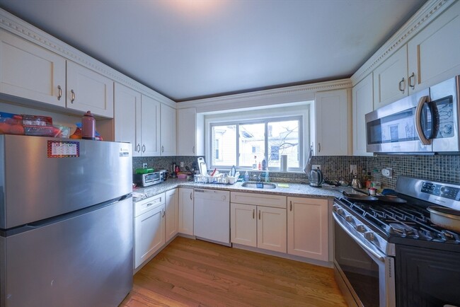 Photo - 370 Prospect St Apartment Unit 2