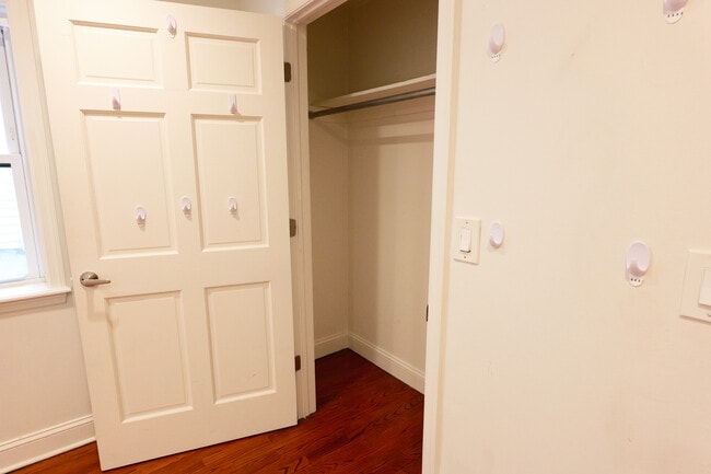 Photo - 245 Ferry St Unidad 243 C