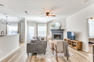 Photo - 8421 Green Ash Dr