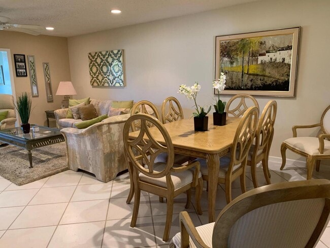 Photo - 787 Nantucket Cir