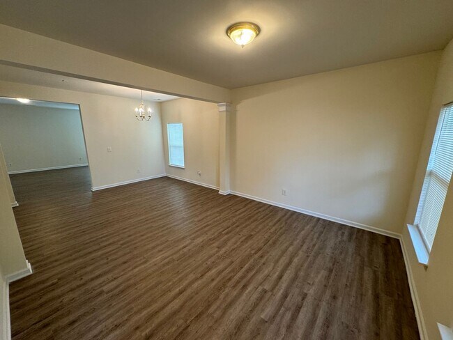 Photo - 1420 Ladora Dr