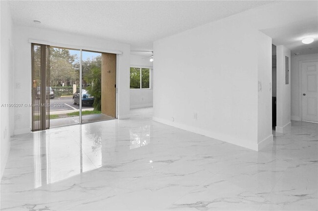 Photo - 7085 Nova Dr Unit 109