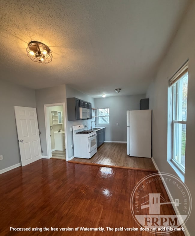 Photo - 1879 N Main St Unit 1S