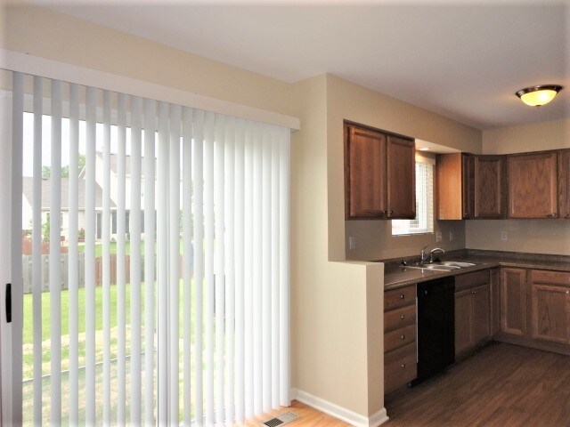 Photo - 21660 Inverness Dr