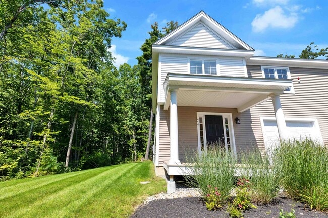 Photo - 240 Knollwood Way