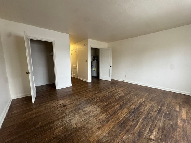 Photo - DEMJ620 Unit #14