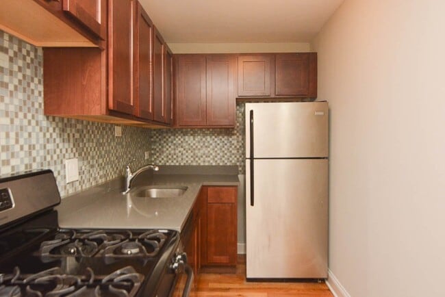 Photo - 448 W Barry Ave Unit 403