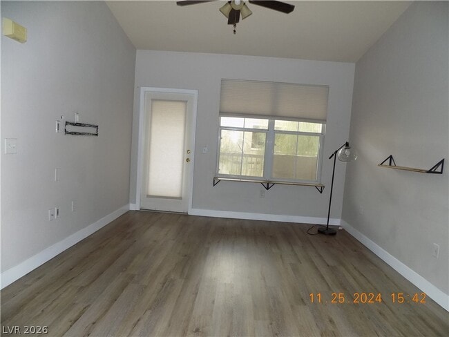 Building Photo - 9975 Peace Way Unit 2145