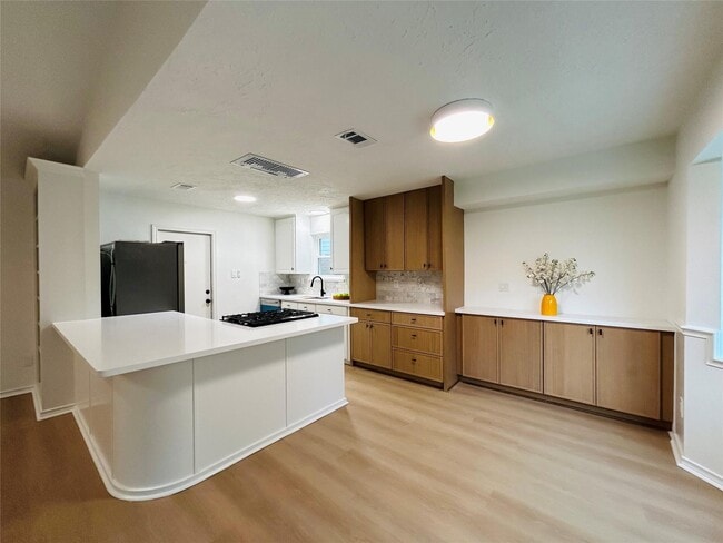 Building Photo - 12118 Dorrance Ln