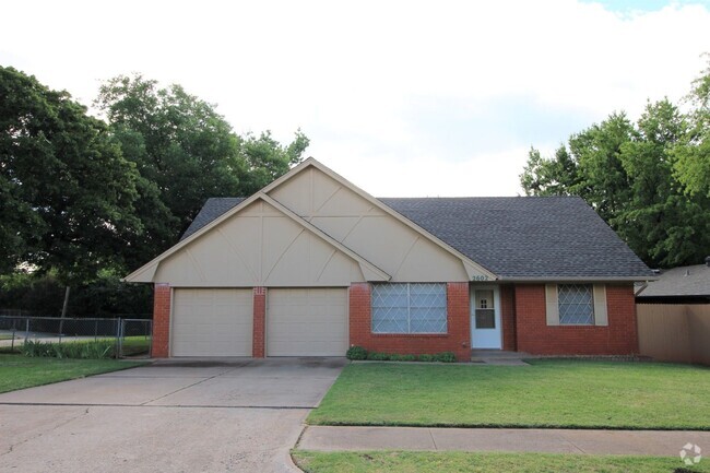 Building Photo - Spacious 3 Bed 2 Bath In Edmond Rental