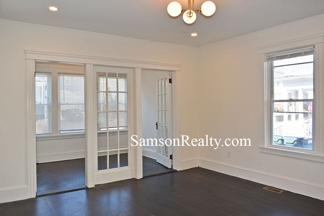 Photo - 405 Morris Ave Unit 1