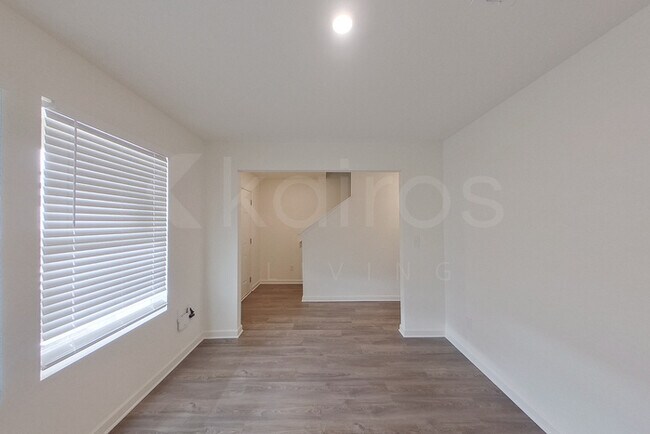 Photo - 174 Price Ml Trl