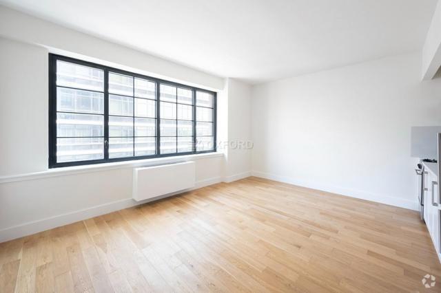 Building Photo - 0 bedroom in Long Island City NY 11101 Unit 1205 Rental