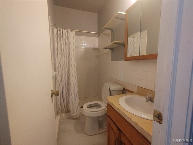 Photo - 120 Chestnut St