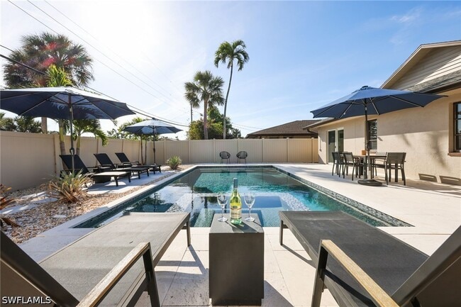 Photo - 648 96th Ave N