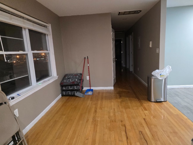 Photo - 529 Linden Ave Unidad 2 Floor