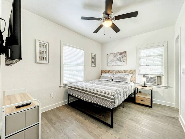 Photo - 1829 Hollenbeck Dr Unit 3