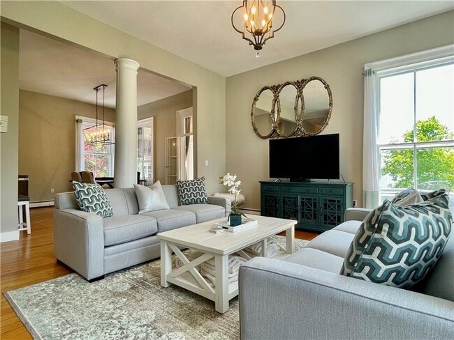 Photo - 541 Bellevue Ave Unit 4