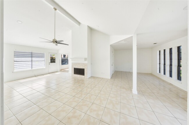 Photo - 19519 Mallard Lake Ln