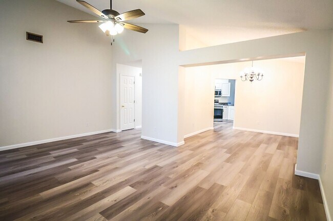 Photo - 3 bed 2 bath home in a quiet neighborhood