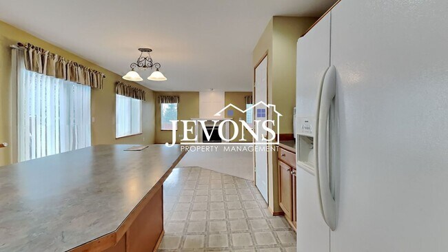 Photo - Spacious 4-bedroom home with fully equippe...