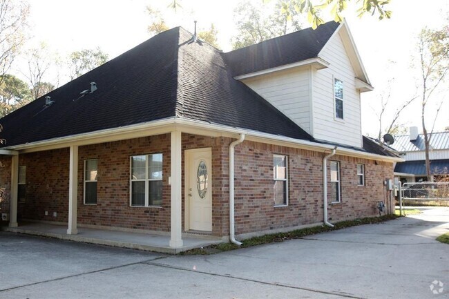 Building Photo - 194 Davis St Rental