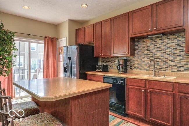 Photo - 246 Coatsville Dr