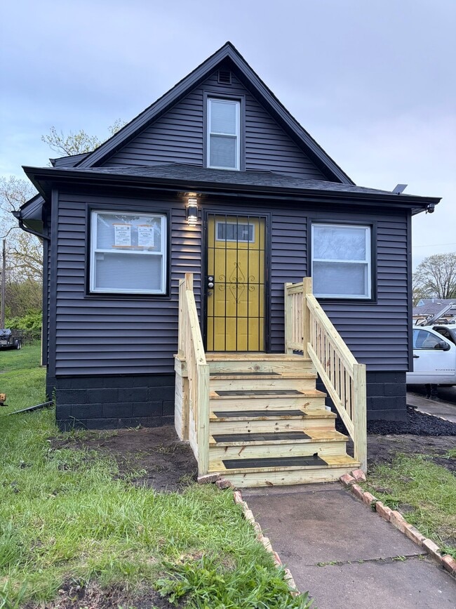 Photo - 2600 Pierce St