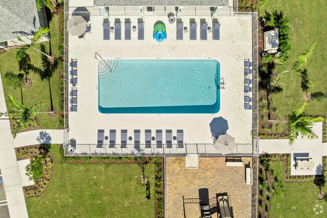 Piscina - Ravinia - St. Lucie Rental Homes