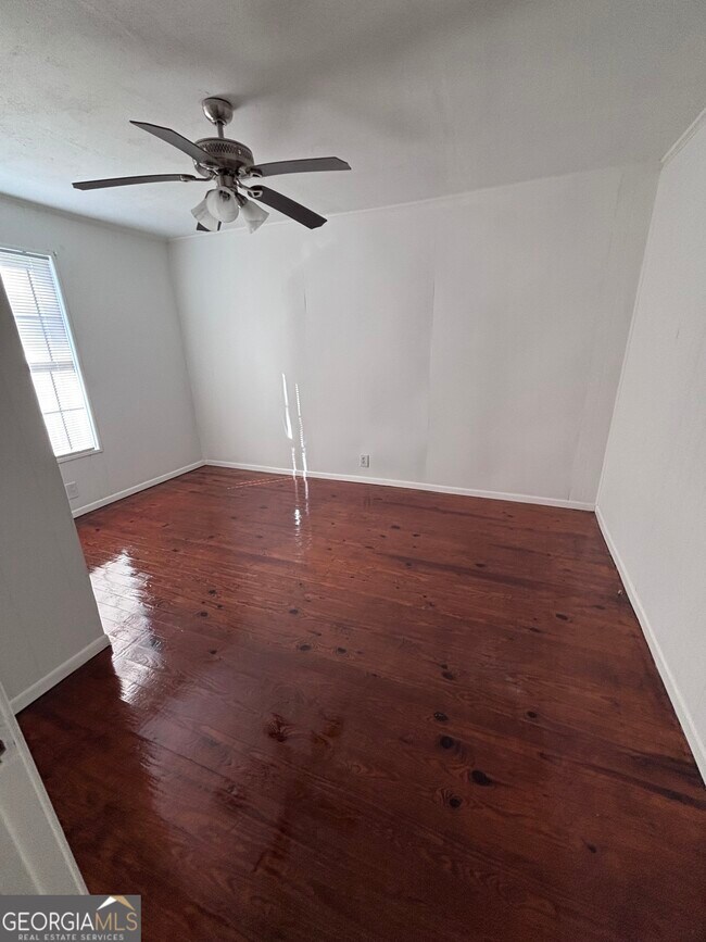 Photo - 44 Olympic Ln