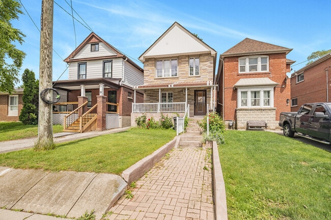 Photo - 15 Balford Ave