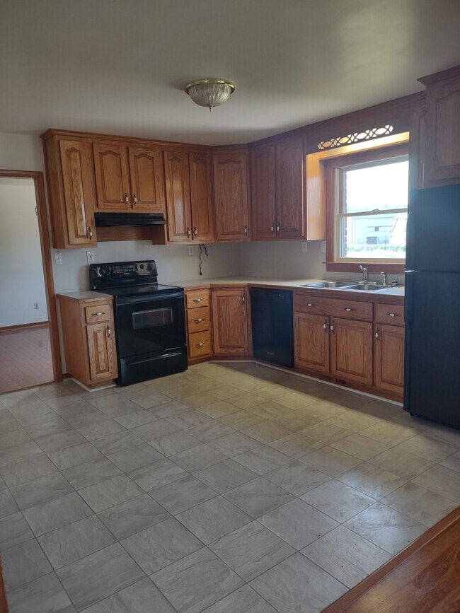 Photo - 1304 Theodore Rd