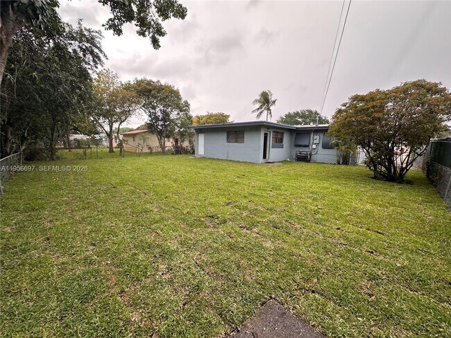 Photo - 1306 NW 11th Pl