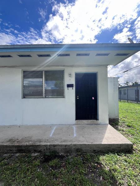 Building Photo - 1120 Sesame St Unit 4 Rental