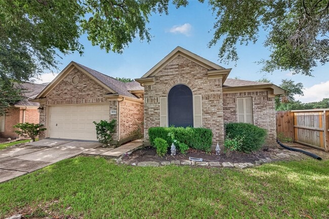 18015 Oak Cottage Ct