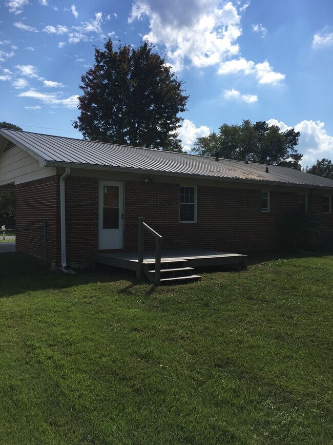 Photo - 3/2 House in Garden Lakes $1,395